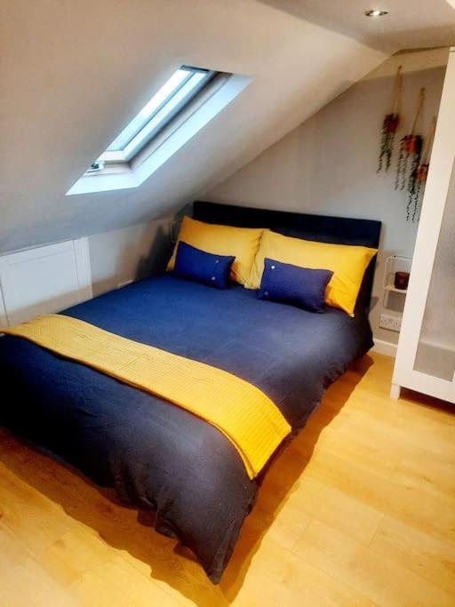 Alross Studio Flat / Private Bathroom Лондон Екстериор снимка